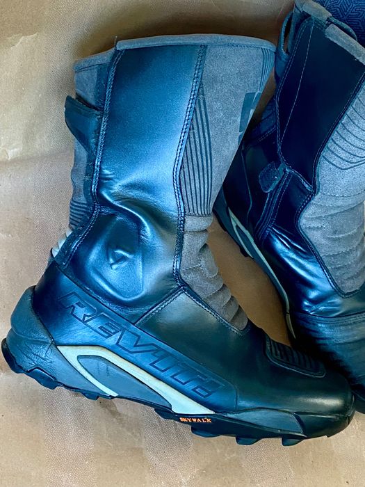 Botas moto Revit