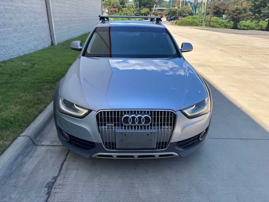 Audi Allroad      2015