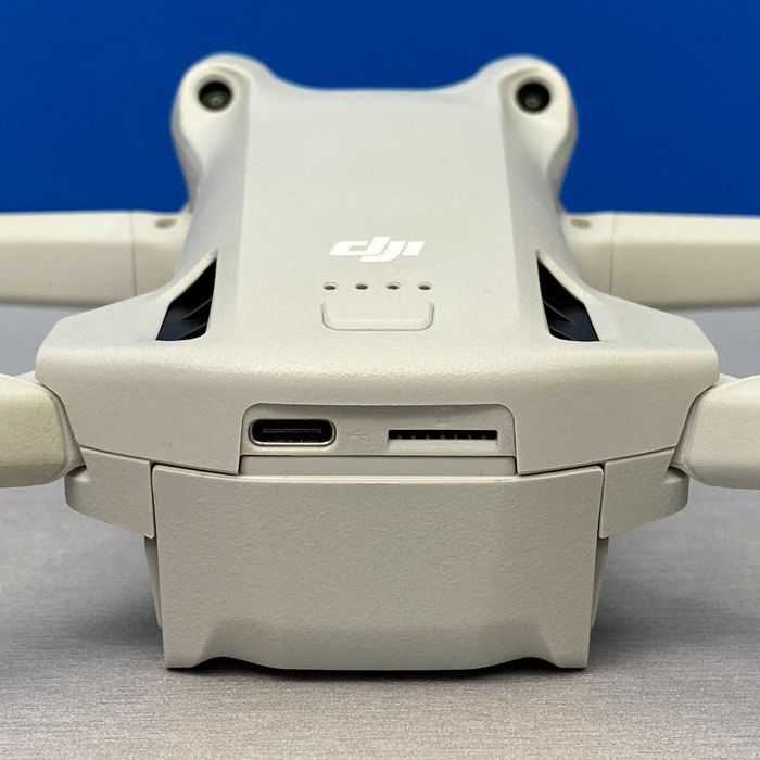 DJI Mini 3 Pro Fly More Combo (DJI RC)