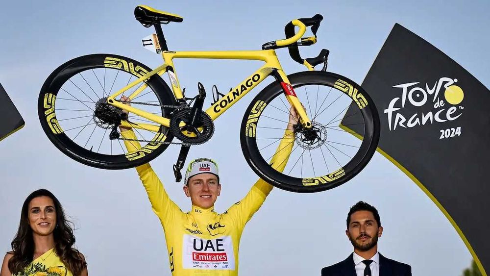 Демісезонна велокепка фірми Colnago.
