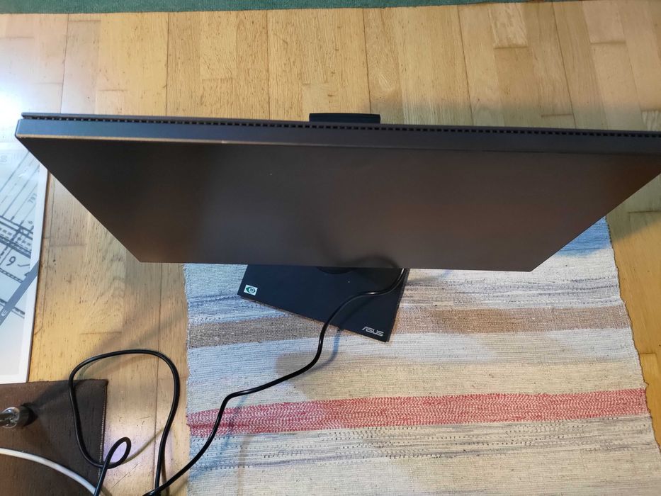 ASUS ProArt Monitor de 24.7" Full HD PB247Q (Para Reparação)