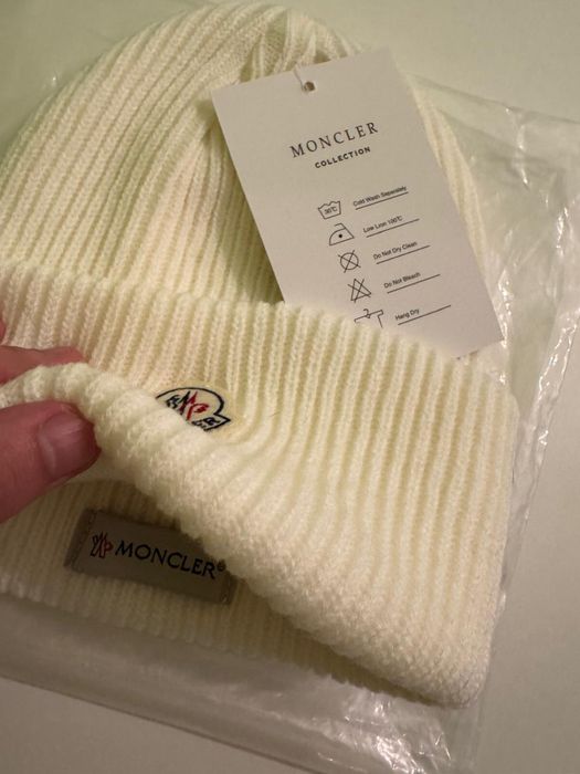 Gorro Moncler Branco