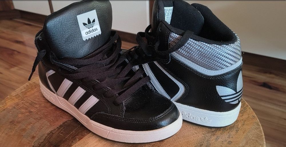 Buty Adidas Varial Mid