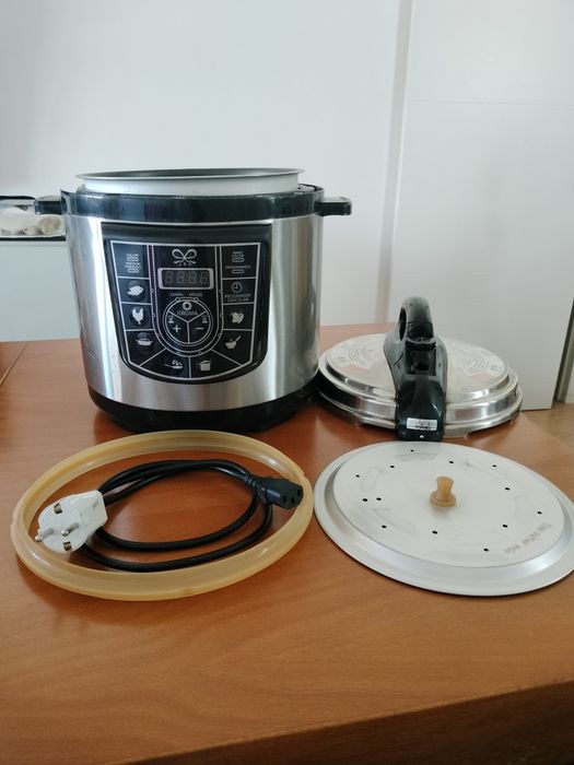 Panela elétrica  multifunções