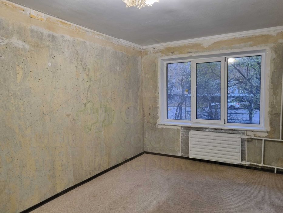 1 кімн кв-ра 33м2 з частковим ремонтом в 9ти поверхівці вул Соборності