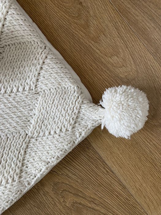 2x Fronhas Malha Tricotada Pom Pom