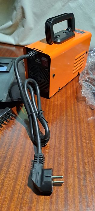 Mini Soldador inversor portátil zx7 250a 220v 3.8kw (Artigo Novo)