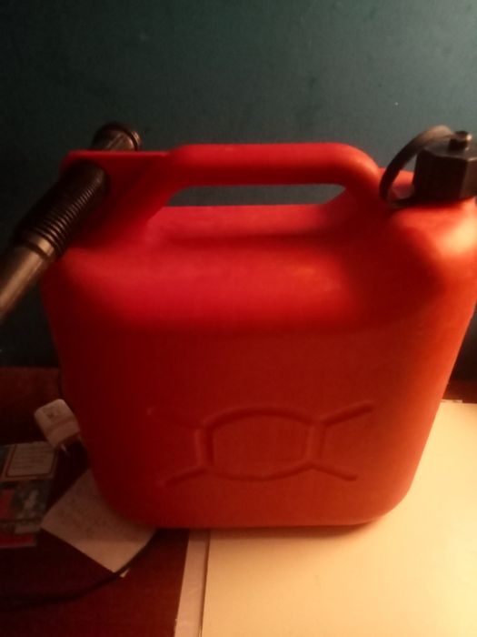 jarrican de combustível