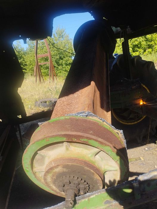 Задні колеса пара John Deere з дисками 125/80-18 бу