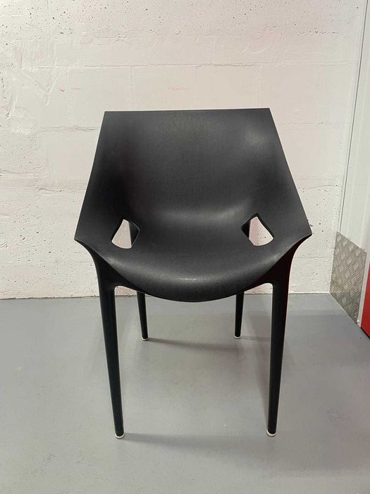 Krzesło Dr. Yes Kartell Philipp Starck i Eugen Quitllet czarne 2 szt.