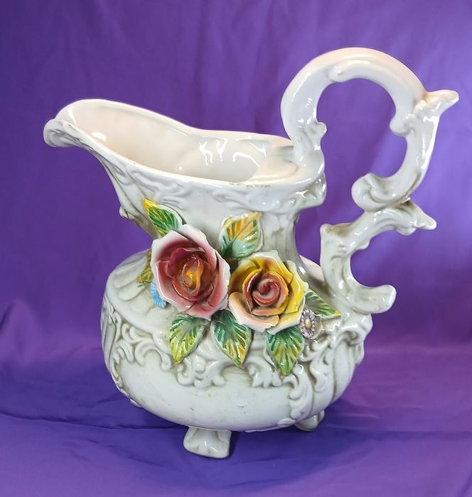 Porcelana Capodimonte