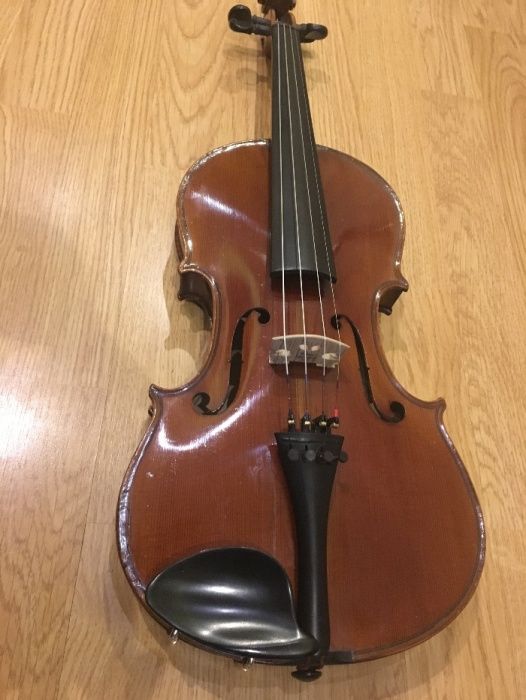 Piękne skrzypce 4/4 niemieckie z espertyzą lutniczą