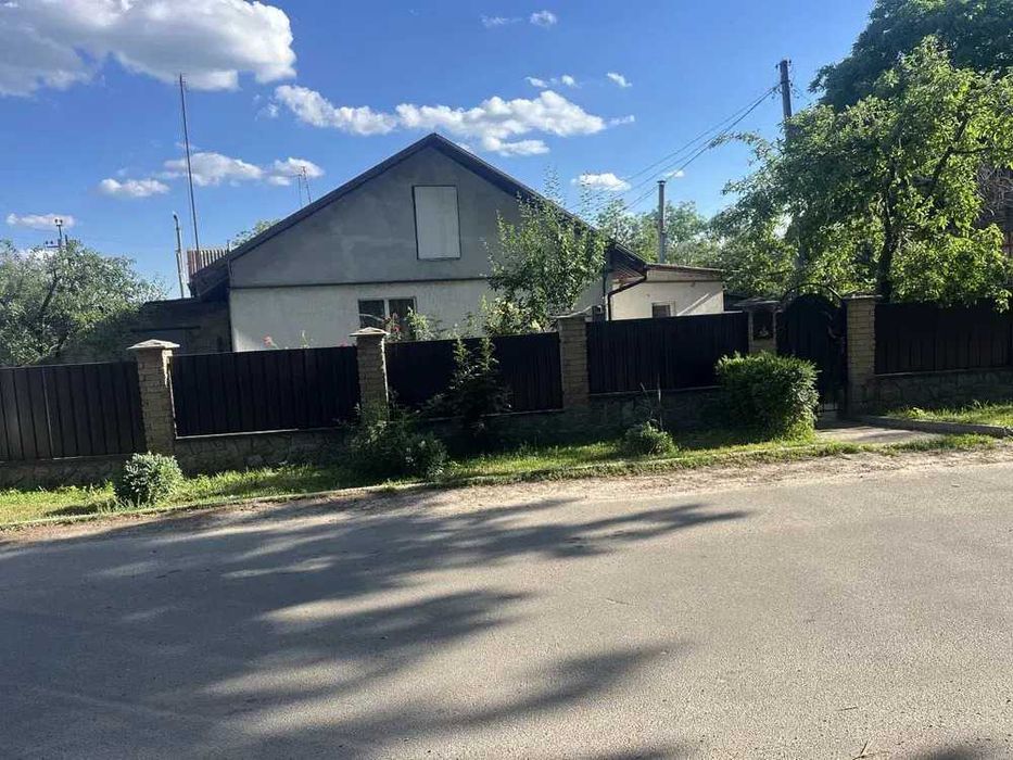 Частина будинку! 3 кімнати ,60 м2, ремонт, окремий двір,гараж.