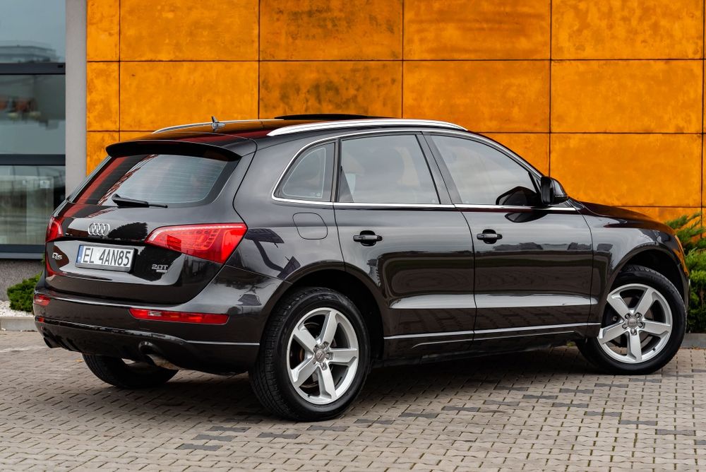 Audi Q5  2.0 2011
