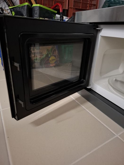 Microondas Electrolux EM817206X para peças