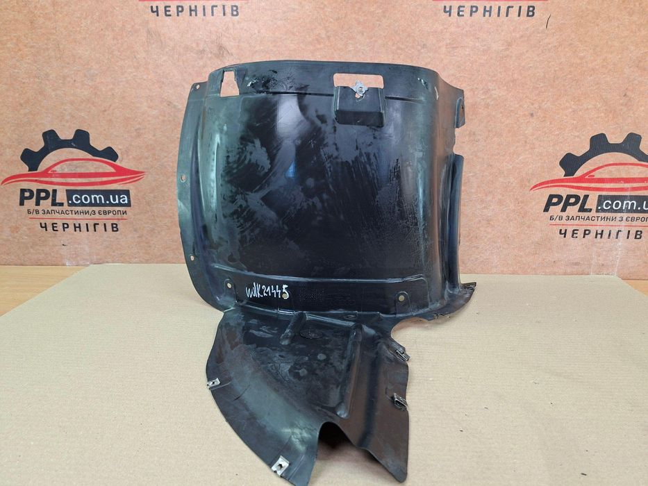 Audi A3 8P 03-12 Подкрылок передний правый передняя часть 8P0821192B