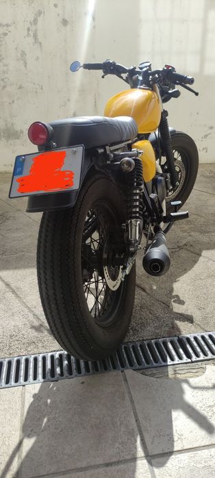 Mash Seventy Five 125cc, de 2022, como nova