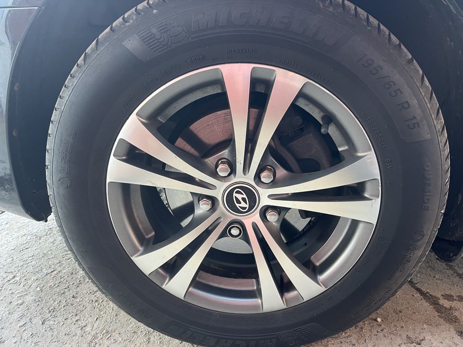 Продам Hyundai Elantra HD