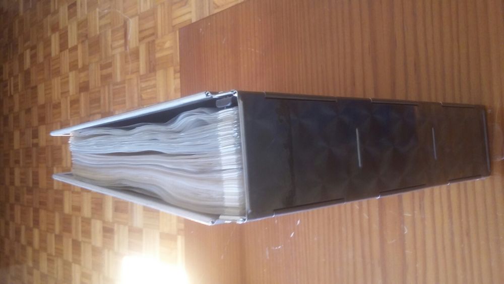 Pasta arquivo A4,resistente, metálica inox,4 furos