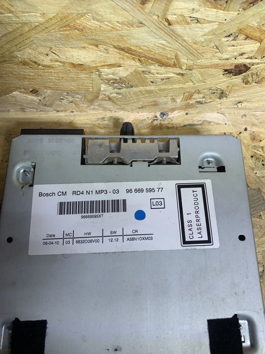 Автомагнитола штатна Peugeot 3008 5008 Магнітофон Citroën