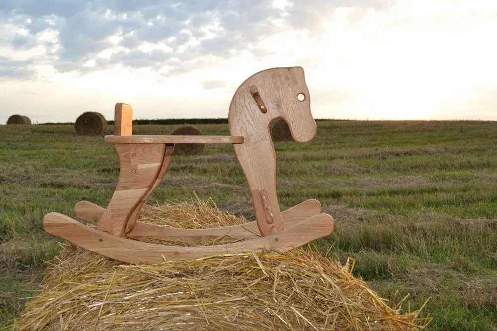 Коник гойдалка для дітей