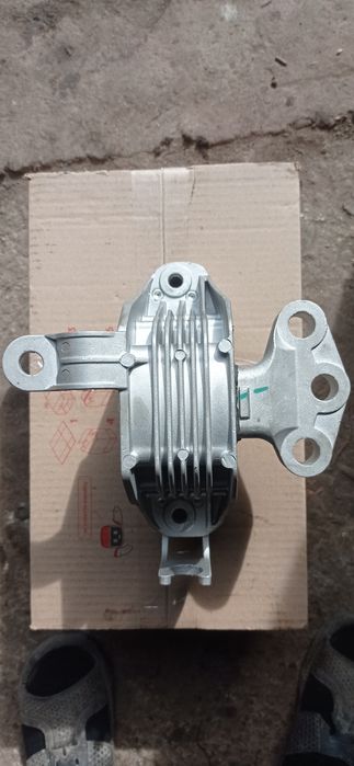 Подушка мотора Опель Астра