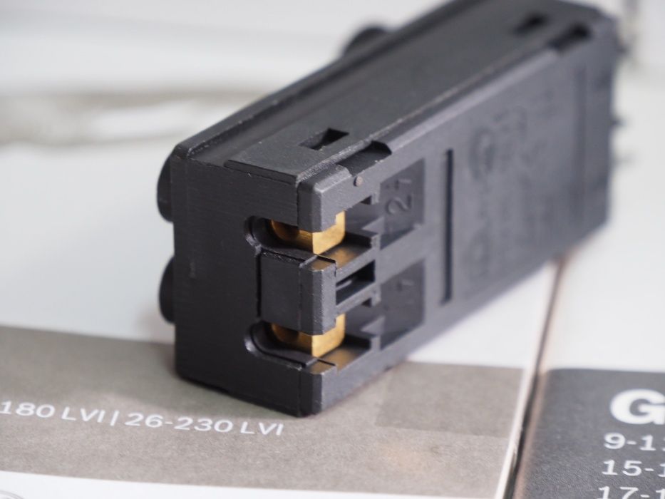 BOSCH wylacznik wlacznik młot GBH GSH wiertarka wurth berner bti 230v