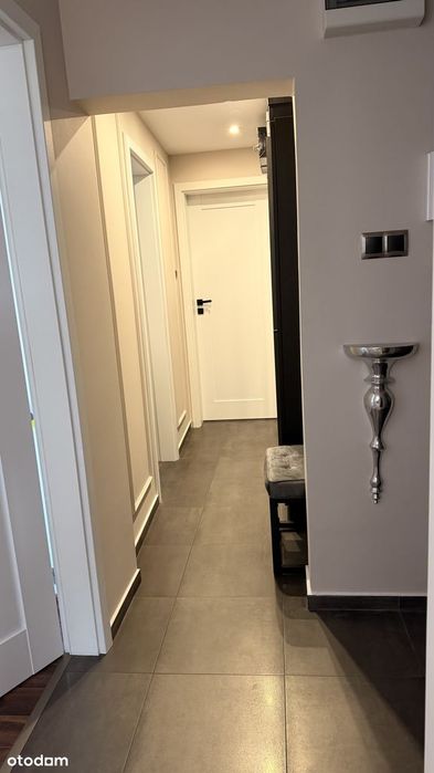 Sprzedam mieszkanie 4 pokoje, balkon, 2 piętro