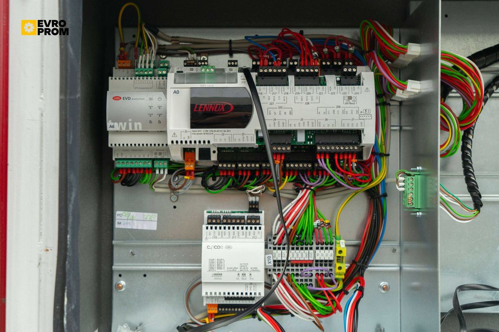 Chiller / Agregat wody lodowej LENNOX GAC185DP1M 187.2 KW.