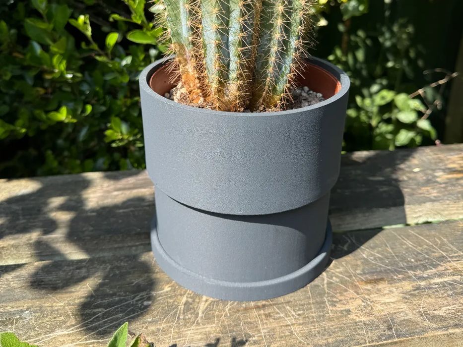 Vaso de Planta Grande com Base