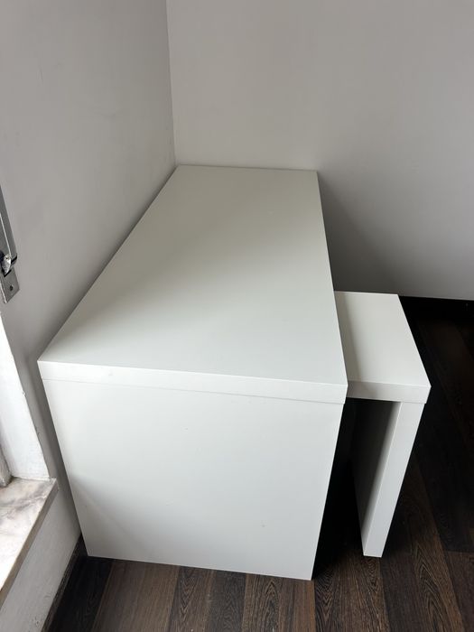 IKEA SECRETARY WITH EXTENDABLE PANEL (LIGHTLY USED)64398287897217122