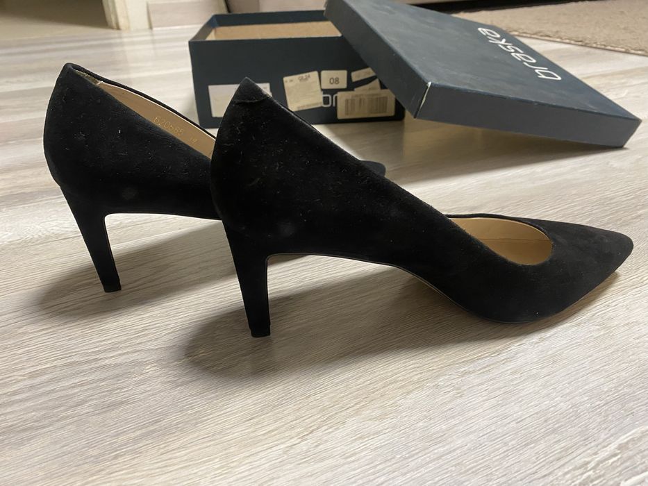 Туфлі лодочки човники