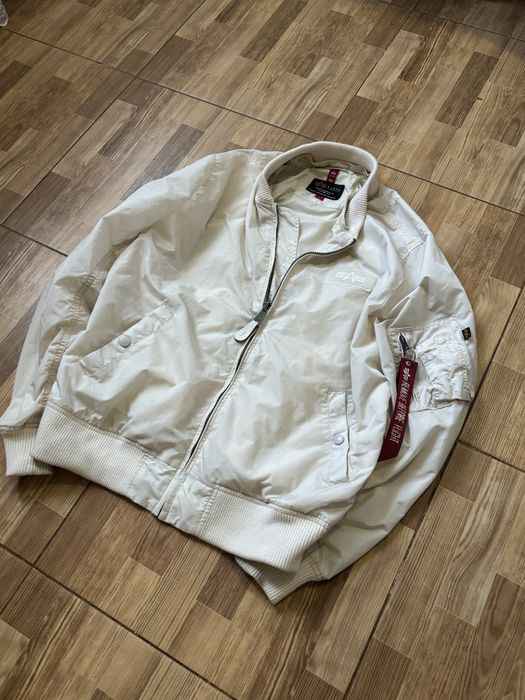 бомбер Alpha industries