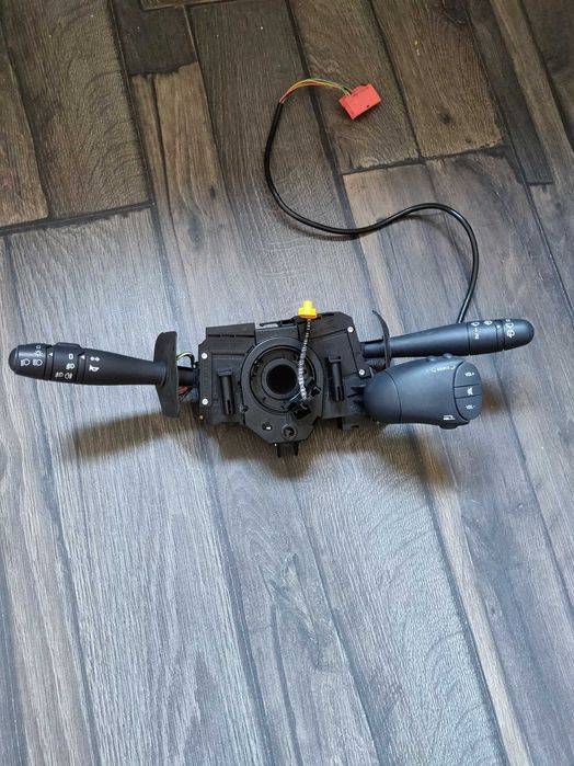 Vário material Clio 2 fase 1