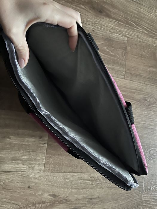 Сумка для ноутбука нова