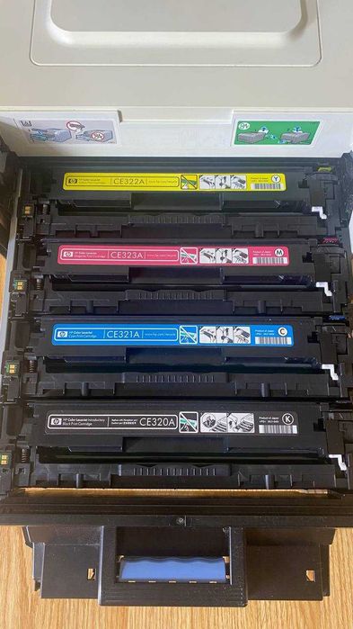 Цветной Лазерный Сетевой Принтер HP Color LaserJet CP1515nw