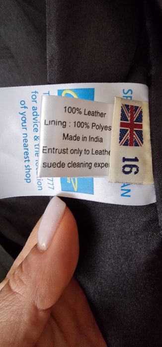 Шкіряна куртка,плащ,нова