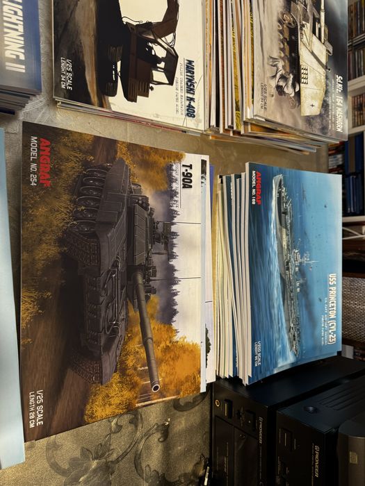 Angraf -ok- 140 szt.  - okręty, czołgi, samoloty …