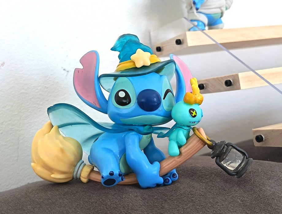 Conjunto de figuras do diário louco do Stitch da Disney (6 peças)