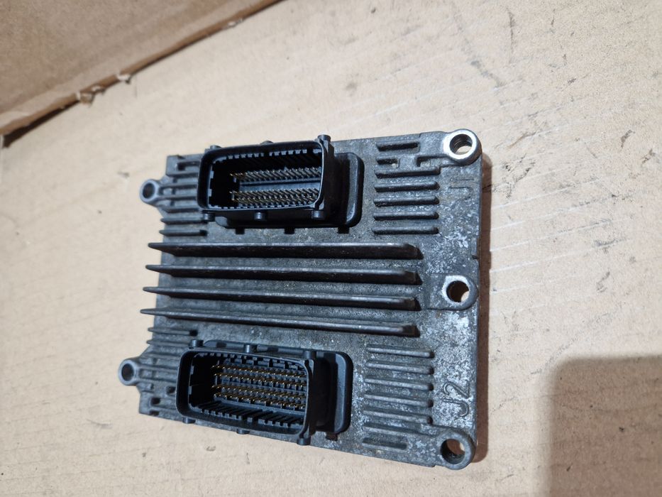 Komputer sterownik silnika 2.2 16V Opel Zafira A Vectra C Astra G