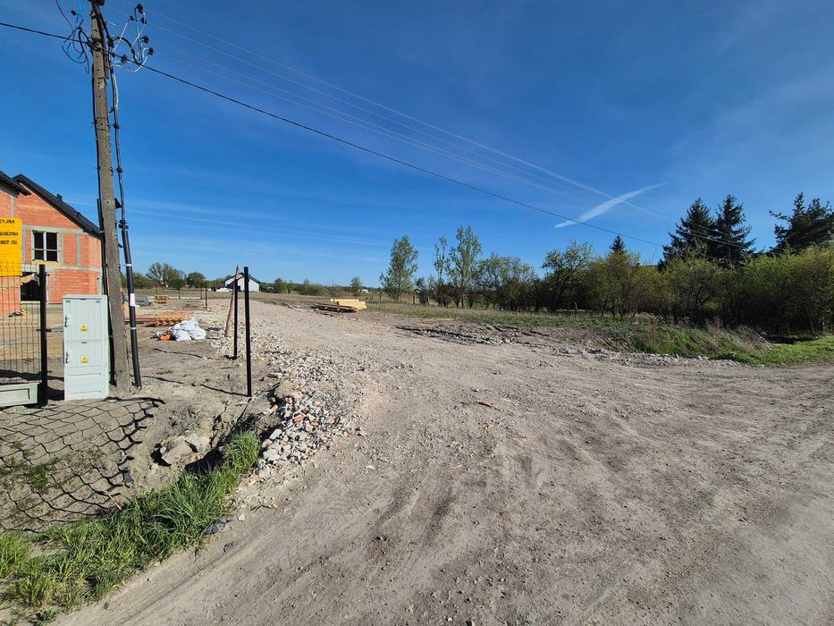 Sprzedam działkę 700 m² lub 600 m² - Widok 4