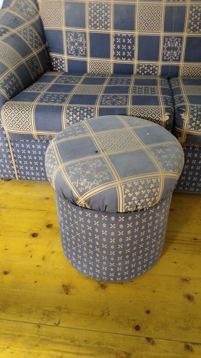 Sofá cama  como 2puff