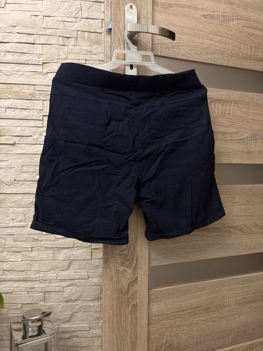 Nowe granatowe spodenki L/xl