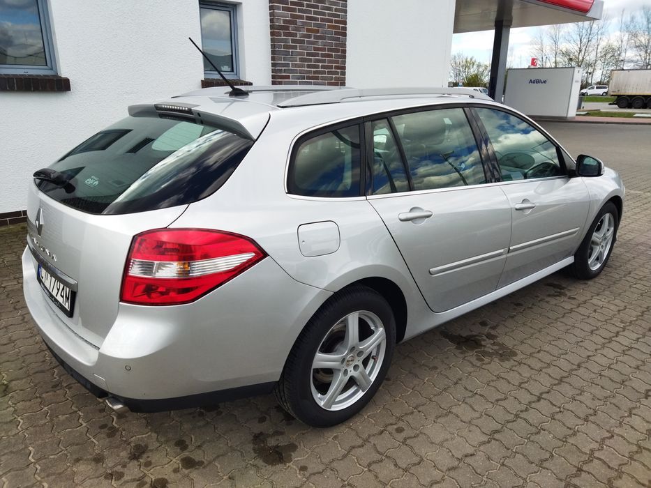 Renault Laguna III 2.0 dCi rok 2010 zadbana 6stka skrzynia
