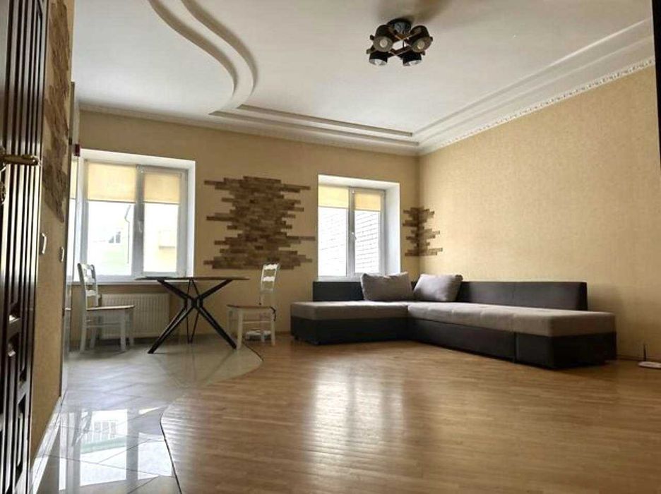 Продаж 2к. двокімнатна квартира, АГВ, Цегла, Ремонт, Меблі
