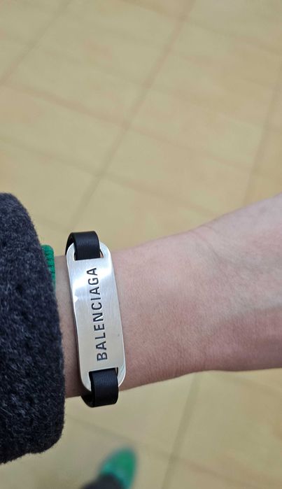 браслет баленсиага