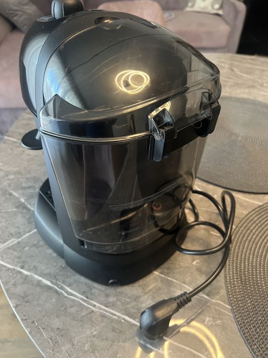 Ekspres kolbowy DeLonghi
