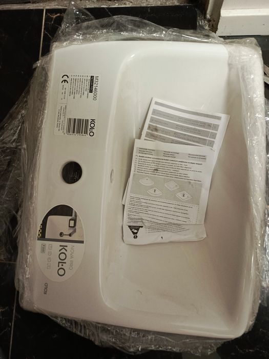 Nowa umywalka łazienkowa