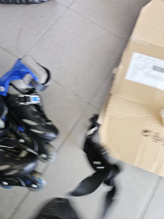 Raquete de Padel e patins