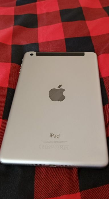 iPad Mini w znakomitym stanie ustawienia fabryczne